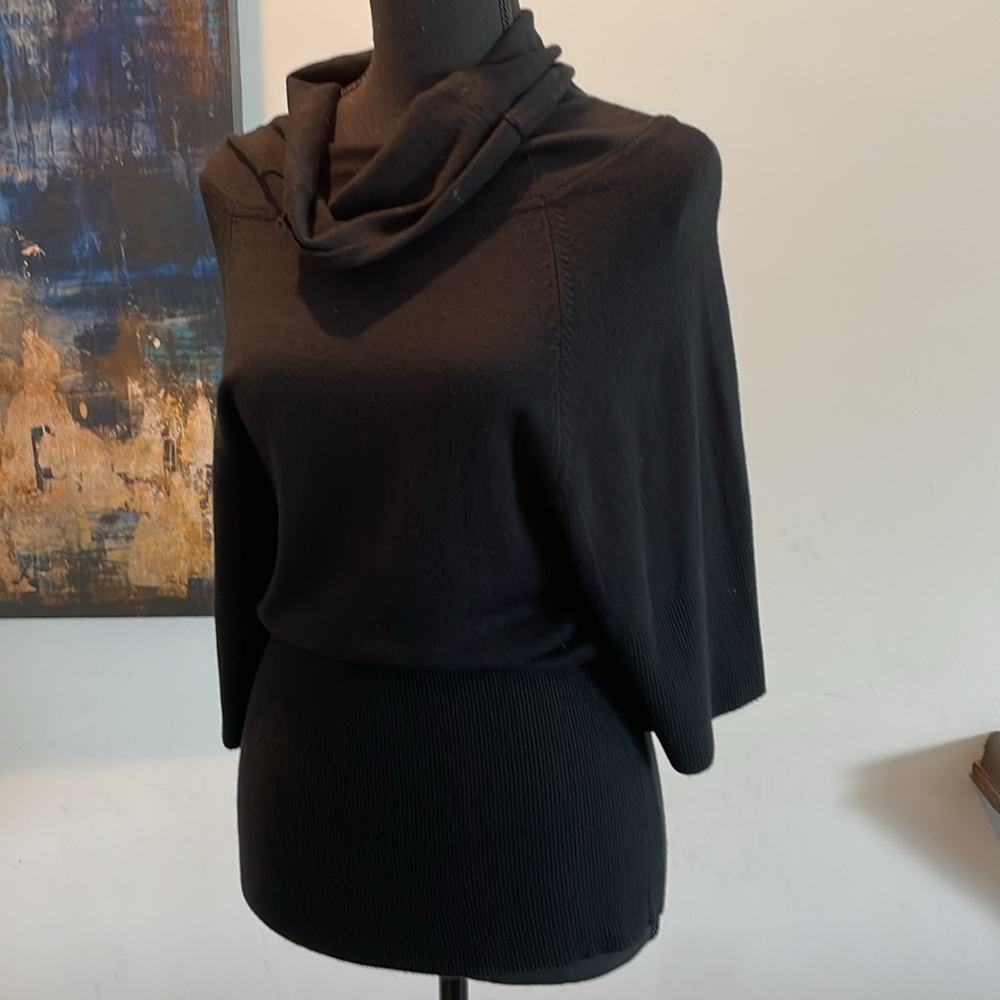 One A Women’s Top Size S Black Light Knit Versatile Length
